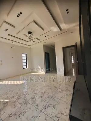 5bdrm Duplex in Lekki for sale