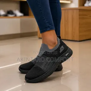 Unisex Slip-on Sneakers for Men Women – Comfortable Casual Shoes