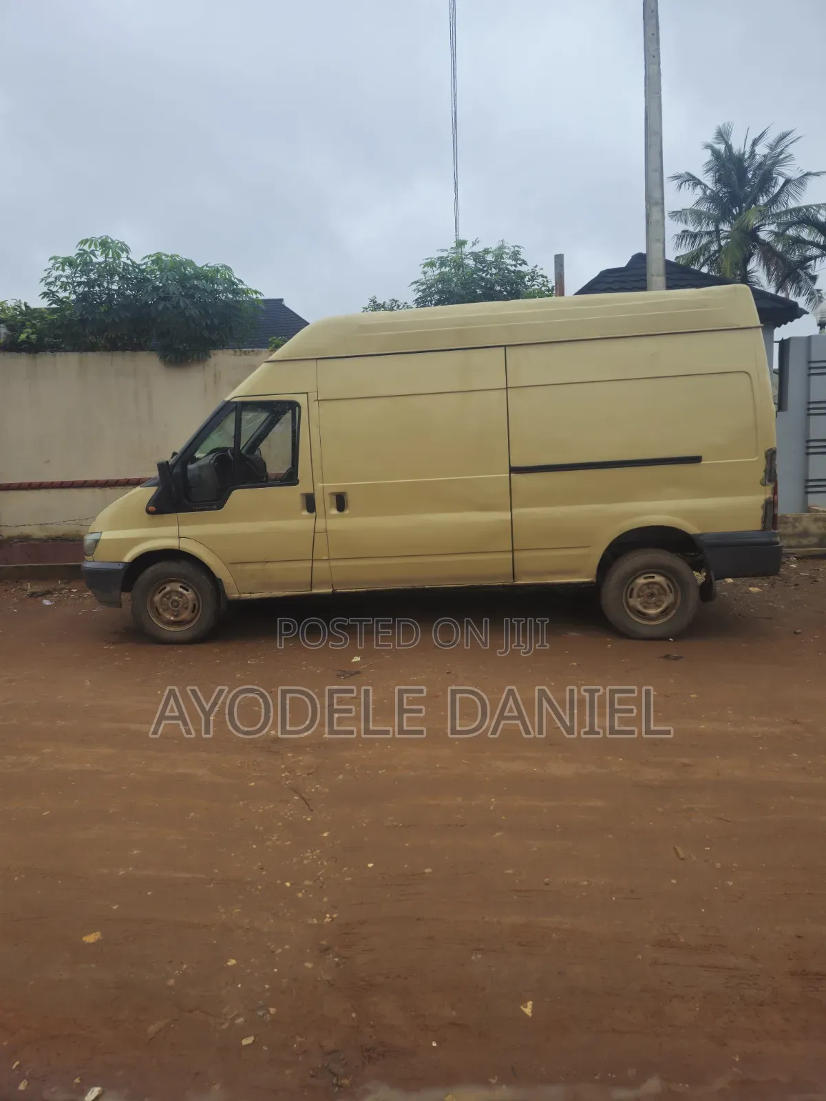 Ford Transit 2004 Brown