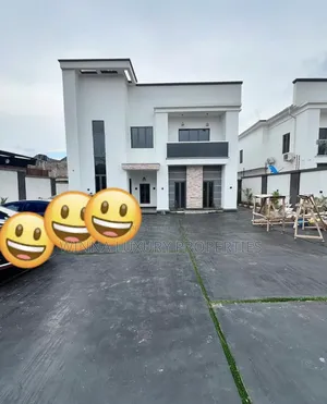 7bdrm Duplex in Guzape District for sale