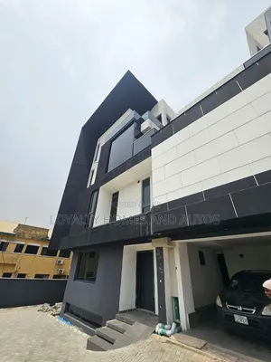 4bdrm Duplex in Osborne Foreshore Estate for sale