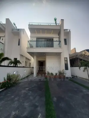 5bdrm Duplex in Lekki for sale
