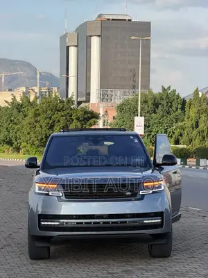 Land Rover Range Rover Vogue 2023 Gray