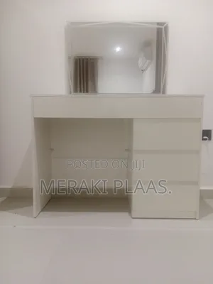 Dressing Table With LED Mirror