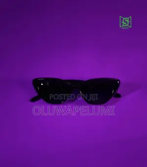 Annie’s Cat Eye Sunglasses
