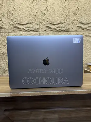 Laptop Apple MacBook 2018 32GB Intel Core i9 SSD 1T