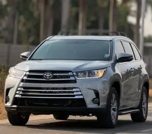 Toyota Highlander 2016 Silver