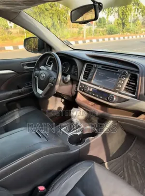 Toyota Highlander 2016 Silver