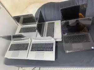 New Laptop HP 8GB AMD Ryzen 5 SSD 256GB