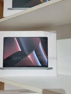 New Laptop Apple MacBook Pro 2023 M2 Max 32GB Intel Pentium SSD 512GB