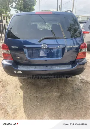 Toyota Highlander 2005 Blue