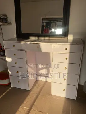 Fairly Used Makeup Table With Drawers