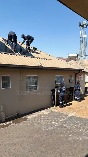 Jinko Panel Installations