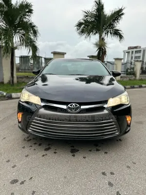 Toyota Camry 2016 Black