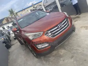 Hyundai Santa Fe 2015 Orange