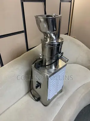Commercial Juice Extractor