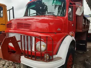 Mercedes-Benz Tipper Truck