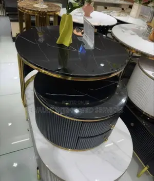 Center Table Z