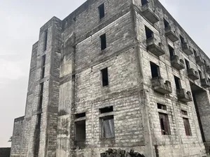 42 Rooms Hotel for Sale