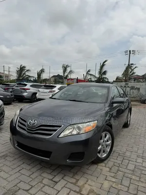 Toyota Camry 2011 Gray