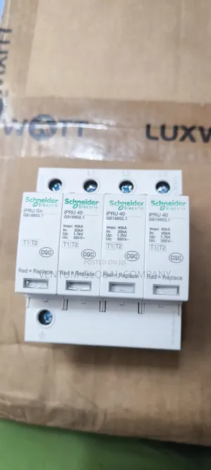 Schneider Surge Protector 4pole and 2pole
