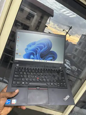 Laptop Lenovo ThinkPad T14 G2 16GB Intel Core i5 SSD 512GB