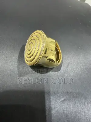 ITALY 750 Tested 18karat Gold Female Ring