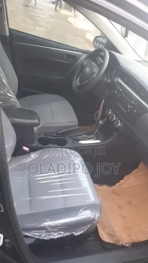 Toyota Corolla 2015 Black