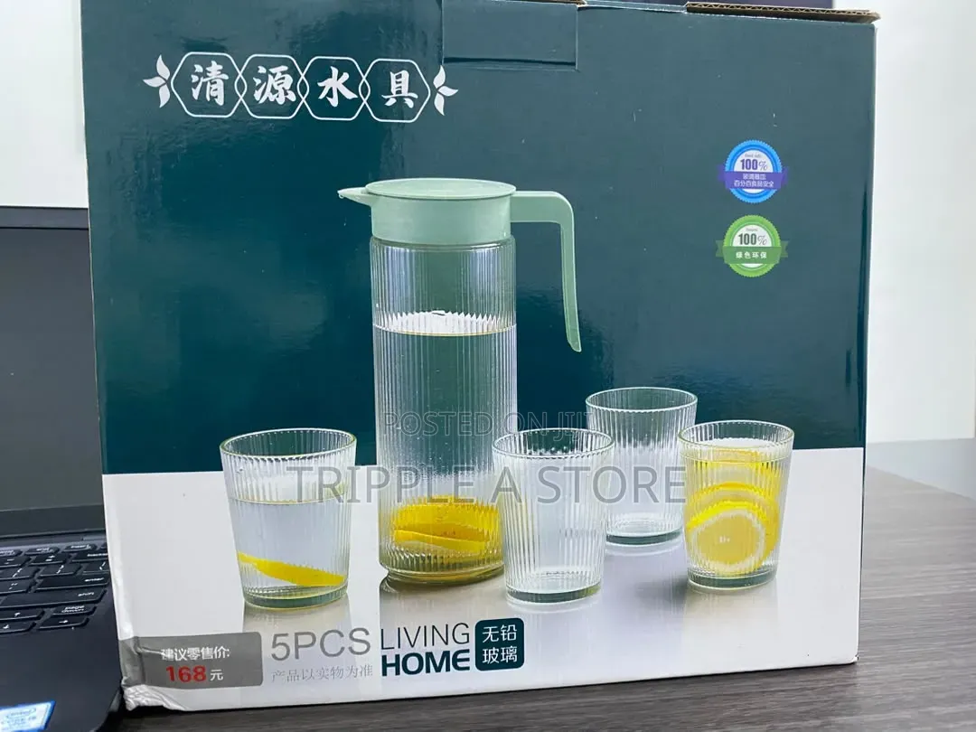 Glass Pitcher With Lid With 4 Cups