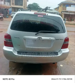 Toyota Highlander 2005 Silver
