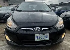 Hyundai Accent GLS 4dr Sedan (1.6L 4cyl 6M) 2014 Black