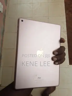 Apple iPad 9.7 32 GB Pink
