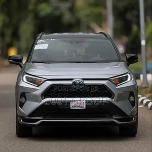 Toyota RAV4 2024 Silver