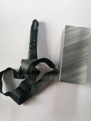 Non Vibrating Strap on Dildo Without Balls
