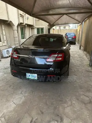 Ford Taurus 2014 Blue