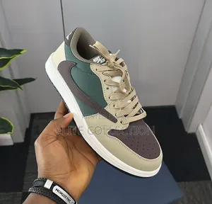 New Original Travis Scott - Sneaker_ Size: 40—-46*