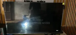 Hisence TV 50 Inches