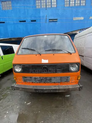 Volkswagen Transporter 2003 Orange