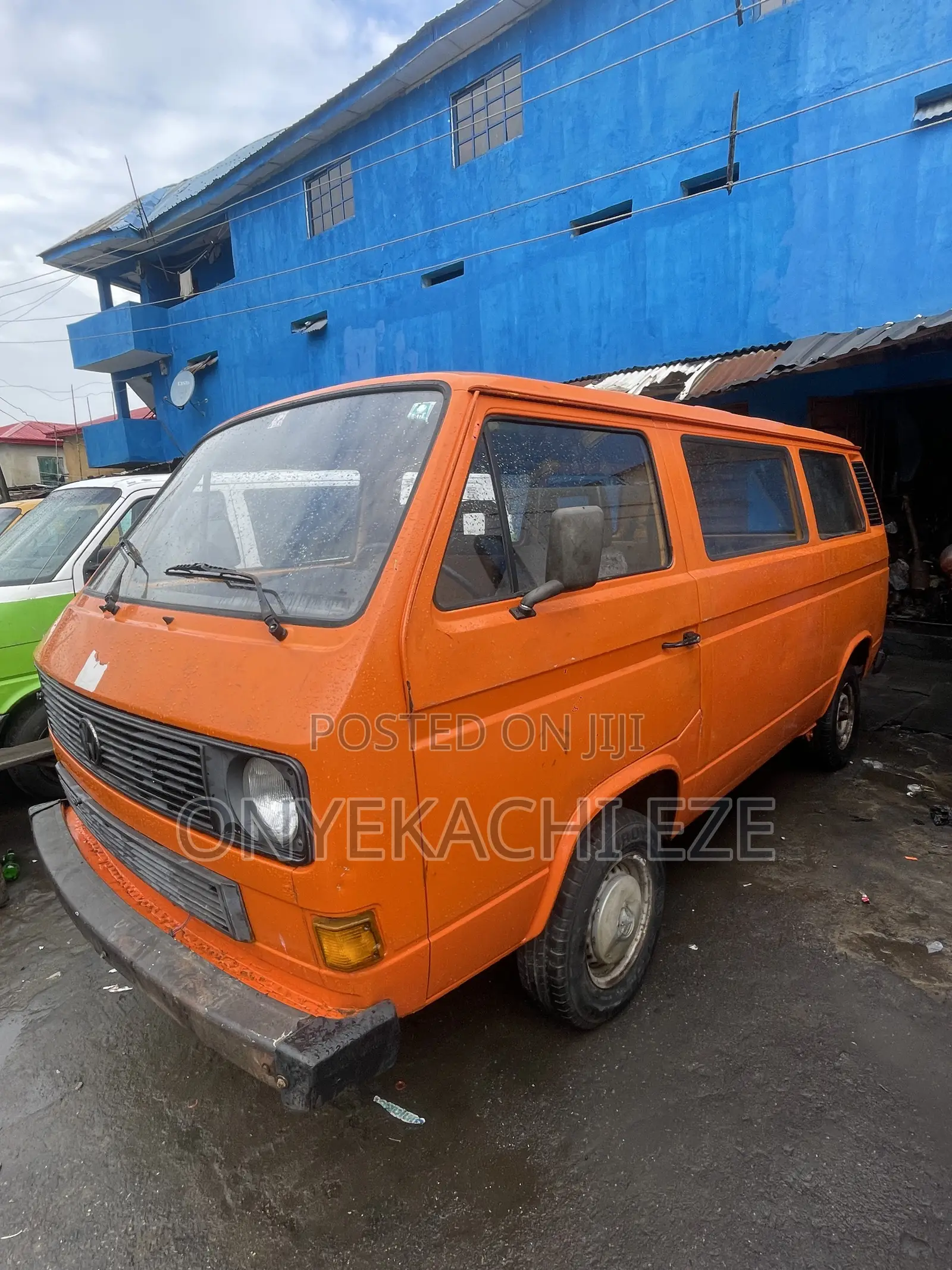 Volkswagen Transporter 2003 Orange