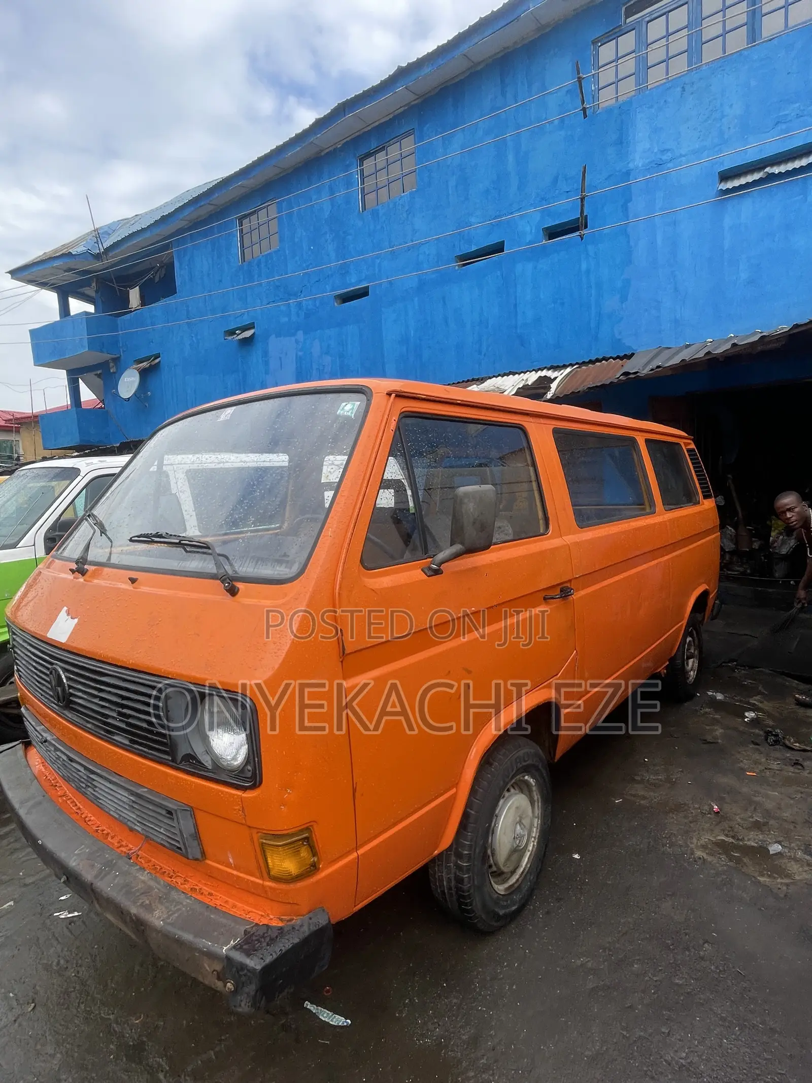 Volkswagen Transporter 2003 Orange