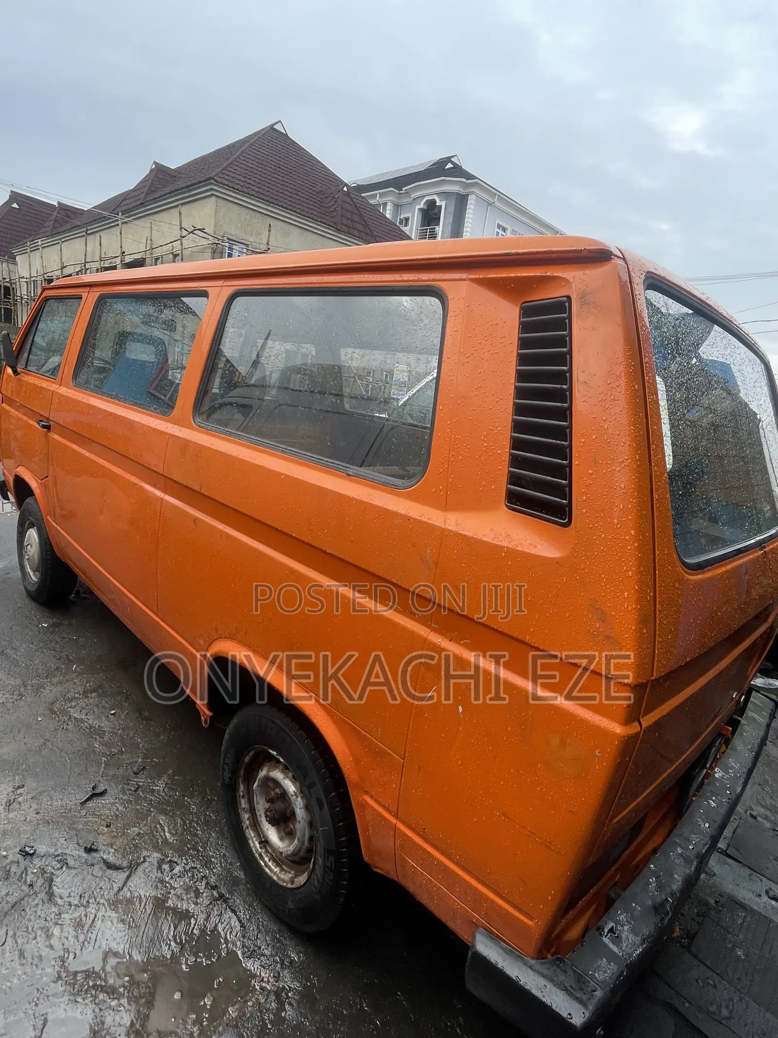 Volkswagen Transporter 2003 Orange