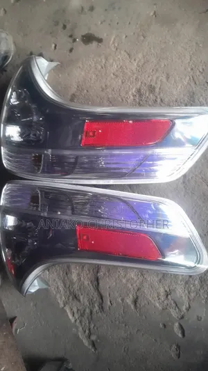 Back Light Toyota Sienna 0 15 Set