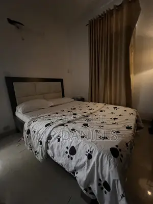 4 by 6 Fr Bed Frame Including the Foam, Pillows