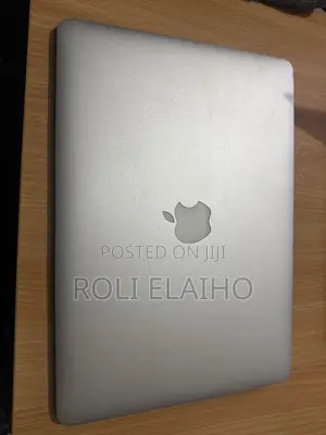 Laptop Apple MacBook Air 4GB Intel Core i5 SSD 128GB