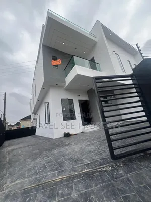 4bdrm Duplex in Private Estate for sale