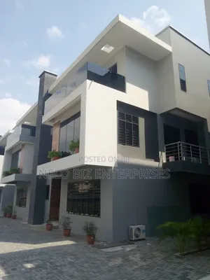 Furnished 5bdrm Duplex in Ligali Ayorinde for sale