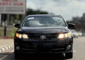 Toyota Camry SE 4dr Sedan (2.5L 4cyl 6A) 2013 Black