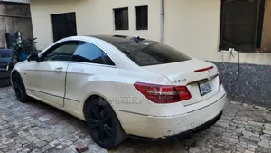 Mercedes-Benz E350 2010 Pearl