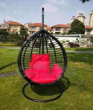 Swinging Chair