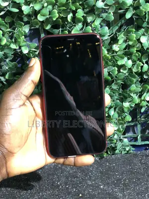 Apple iPhone 11 64 GB Red